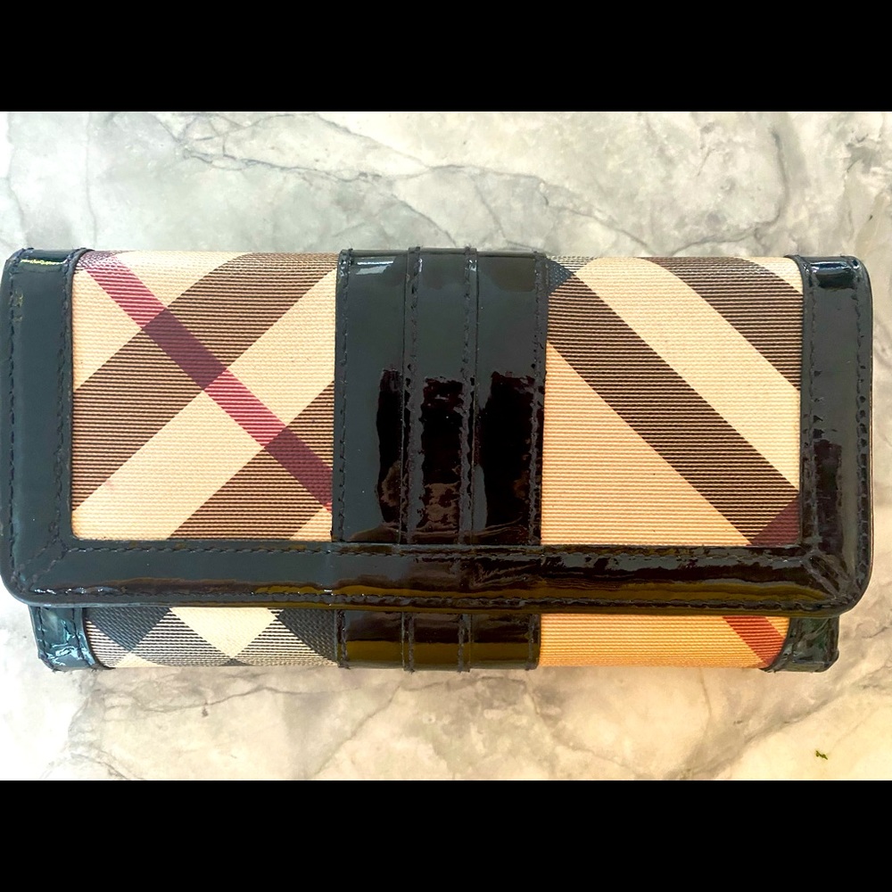 Burberry wallet